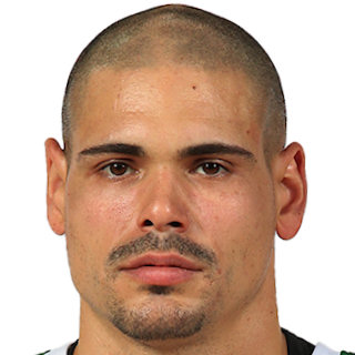 https://img.yangfang-china.com/img/basketball/player/60d8c232a4705d26026042d059f399be.png